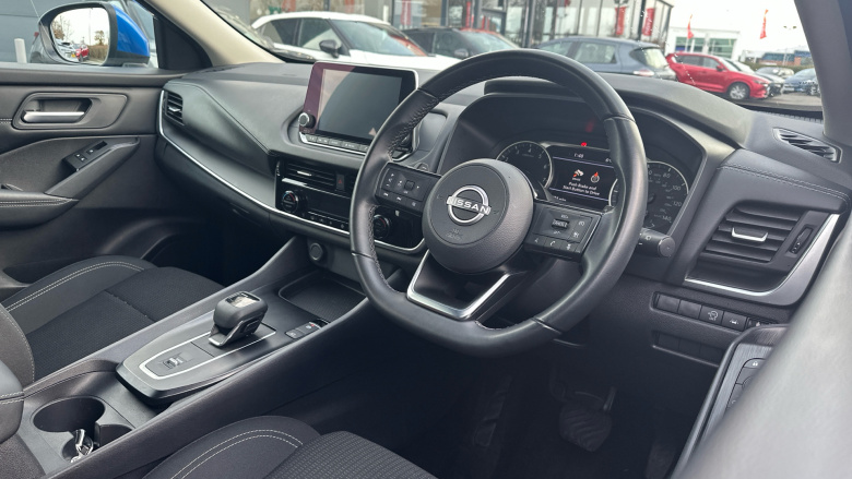 Nissan Qashqai 1.3 DiG-T MH 158 Acenta Premium 5dr Xtronic Petrol Hatchback